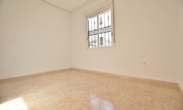 Rynek wtórny - Dom Szeregowy -
Orihuela Costa - Punta Prima