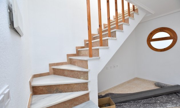 Rynek wtórny - Dom Szeregowy -
Orihuela Costa - Punta Prima