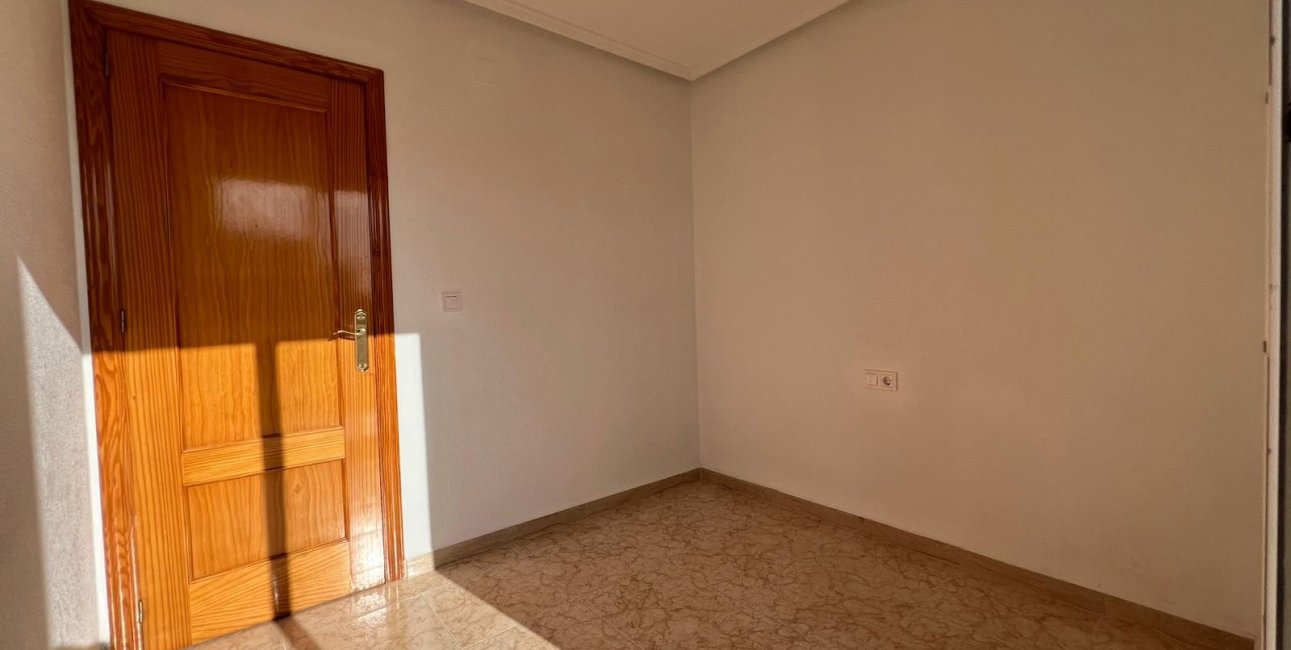 Rynek wtórny - Dom Szeregowy -
Orihuela Costa - Punta Prima