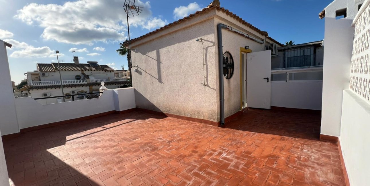 Rynek wtórny - Dom Szeregowy -
Orihuela Costa - Punta Prima