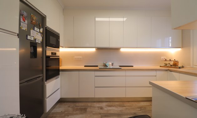 Resale - Villa -
Orihuela Costa - Villamartin