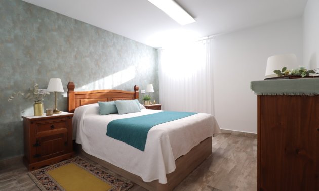 Resale - Villa -
Orihuela Costa - Villamartin