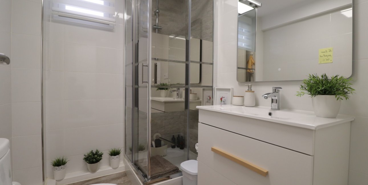 Resale - Villa -
Orihuela Costa - Villamartin