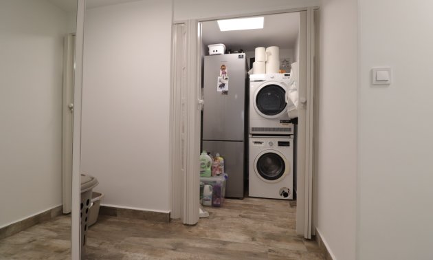 Resale - Villa -
Orihuela Costa - Villamartin