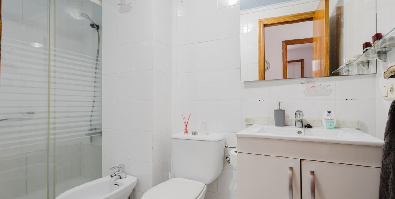 Reventa - Apartamento / piso -
Torrevieja