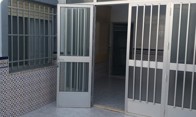 Rynek wtórny - Dom Szeregowy -
San Pedro del Pinatar - Los Antolinos