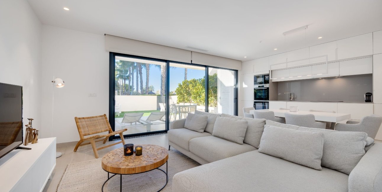 Resale - Apartment / flat -
Las Colinas Golf Resort