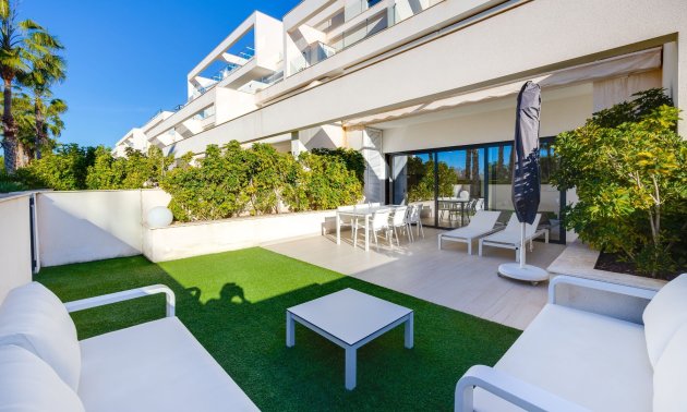 Resale - Apartment / flat -
Las Colinas Golf Resort