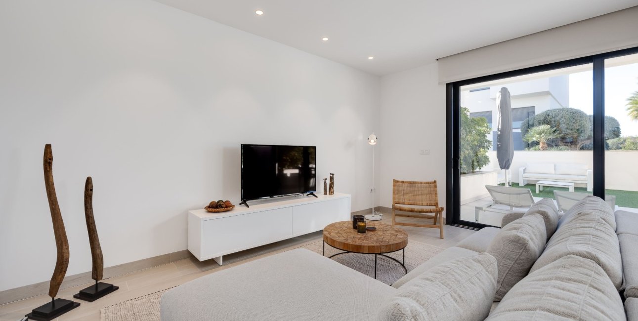 Resale - Apartment / flat -
Las Colinas Golf Resort