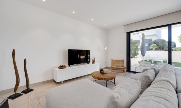 Resale - Apartment / flat -
Las Colinas Golf Resort