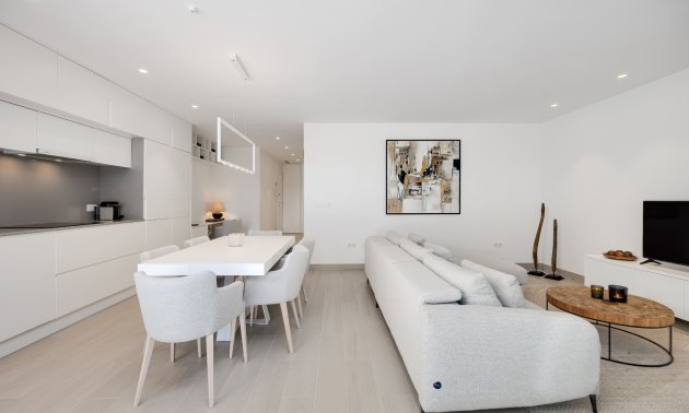 Resale - Apartment / flat -
Las Colinas Golf Resort