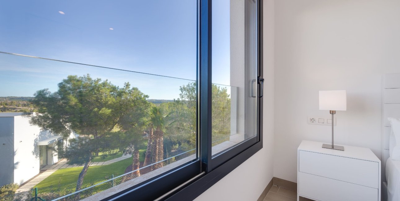 Resale - Apartment / flat -
Las Colinas Golf Resort