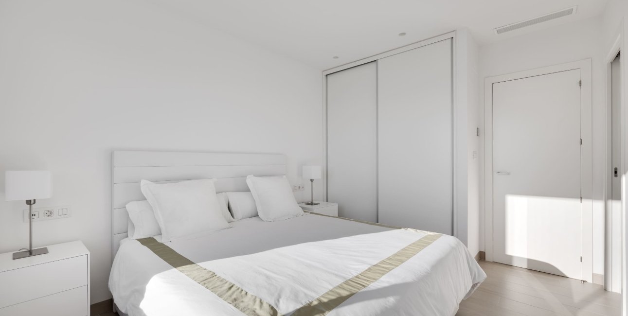 Resale - Apartment / flat -
Las Colinas Golf Resort