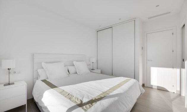 Resale - Apartment / flat -
Las Colinas Golf Resort