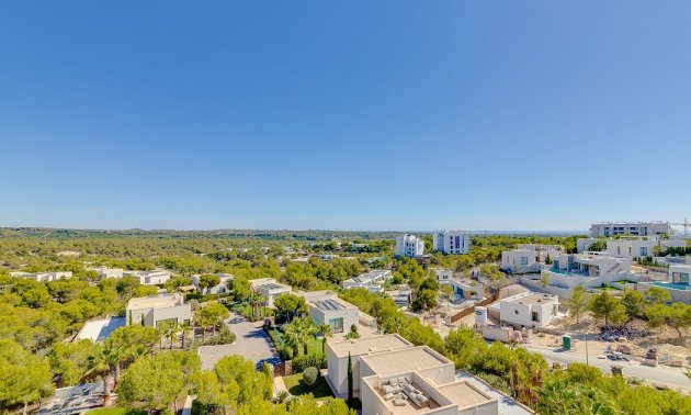 Resale - Apartment / flat -
Las Colinas Golf Resort