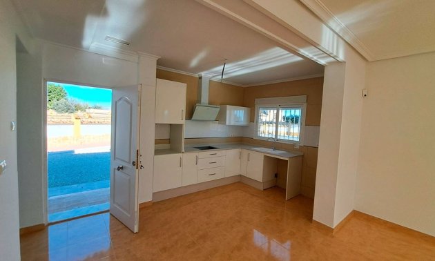 Resale - Country House -
Catral - Catral - Country