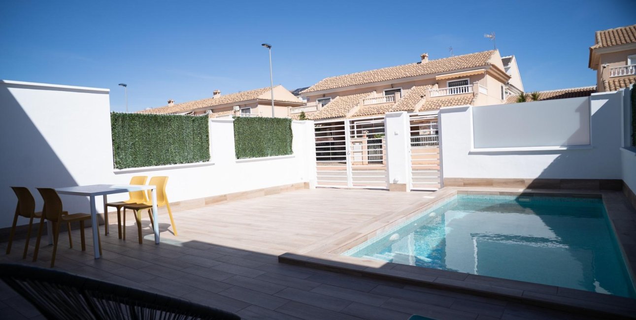 New Build - Townhouse -
San Javier - Parque del doce