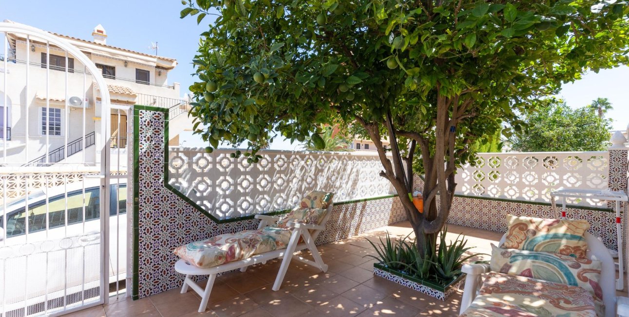 Resale - Villa -
Torrevieja - Torreblanca