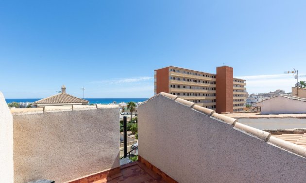 Resale - Villa -
Torrevieja - Torreblanca