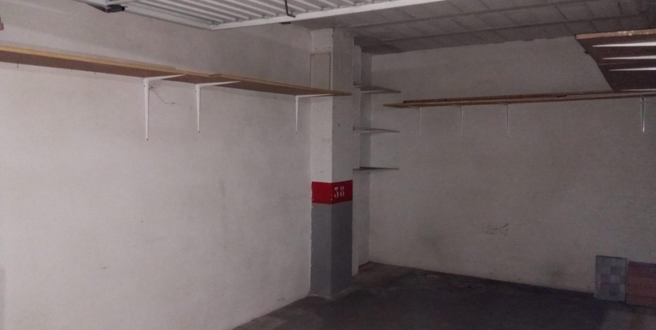 Resale - Garage -
Torrevieja - Estacion de autobuses