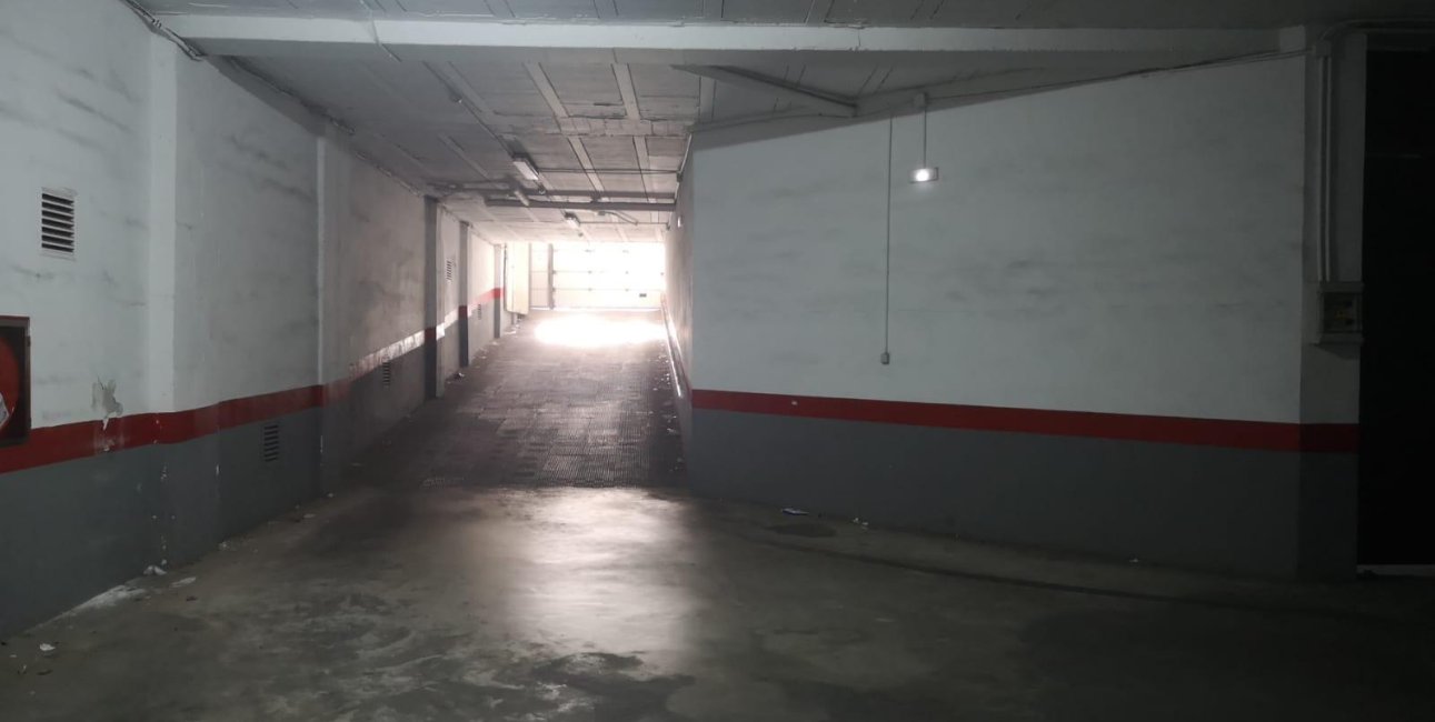 Resale - Garage -
Torrevieja - Estacion de autobuses