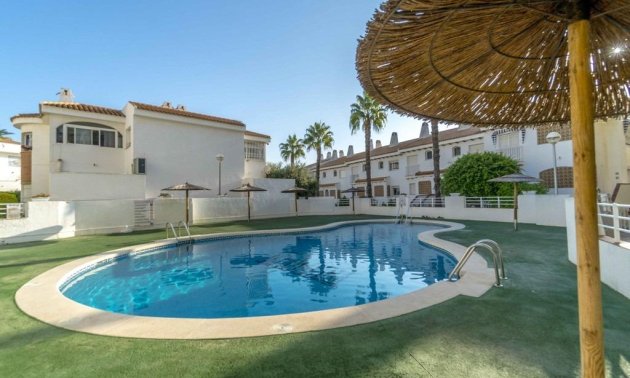 Resale - Apartment / flat -
Orihuela Costa - Aguamarina