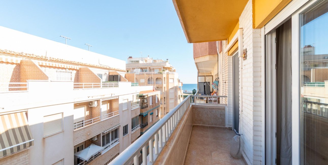 Resale - Penthouse -
Torrevieja - Playa del Cura