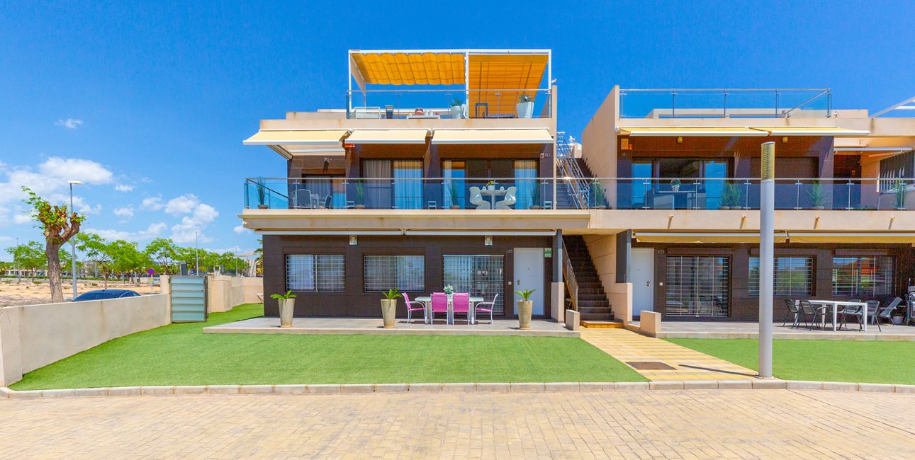 Resale - Apartment / flat -
Torre de La Horadada - Torre de La Horadada - Town