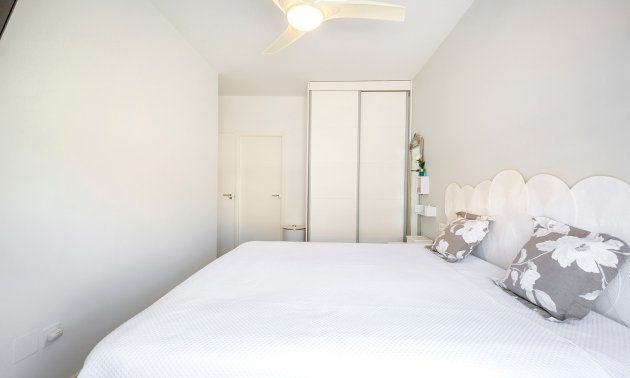 Resale - Apartment / flat -
Torre de La Horadada - Torre de La Horadada - Town