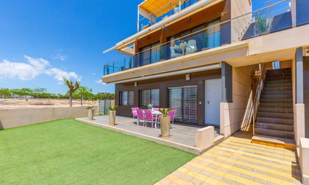 Resale - Apartment / flat -
Torre de La Horadada - Torre de La Horadada - Town