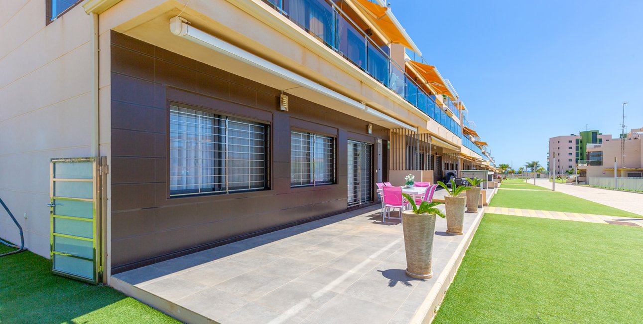 Resale - Apartment / flat -
Torre de La Horadada - Torre de La Horadada - Town