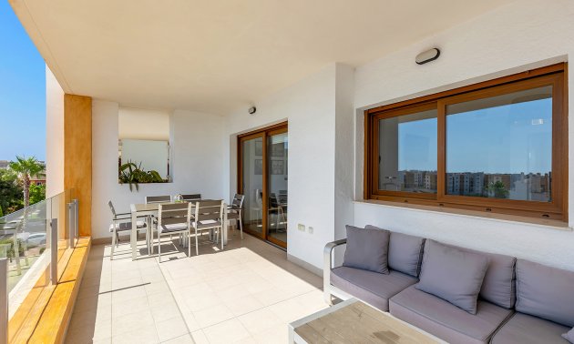 Resale - Apartment / flat -
Orihuela Costa - Villamartin