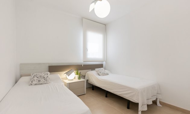 Resale - Apartment / flat -
Orihuela Costa - Villamartin