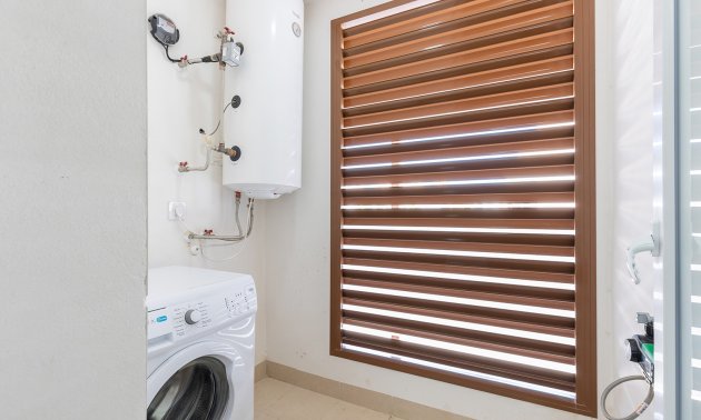 Resale - Apartment / flat -
Orihuela Costa - Villamartin