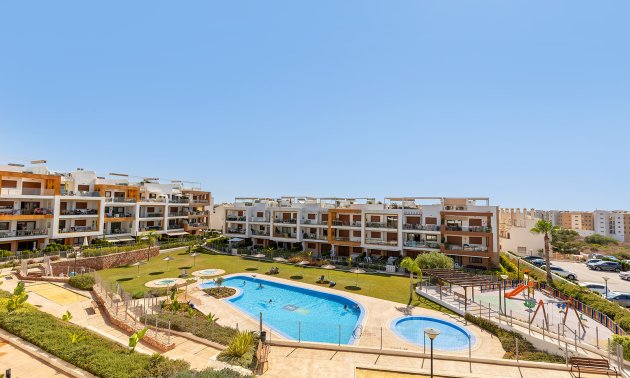 Resale - Apartment / flat -
Orihuela Costa - Villamartin