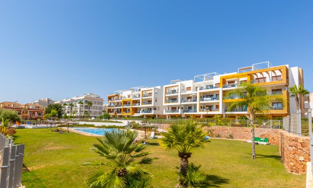 Resale - Apartment / flat -
Orihuela Costa - Villamartin
