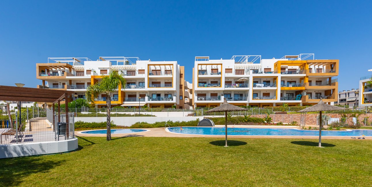 Resale - Apartment / flat -
Orihuela Costa - Villamartin