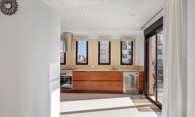 Rynek wtórny - Willa -
Orihuela Costa - La Zenia