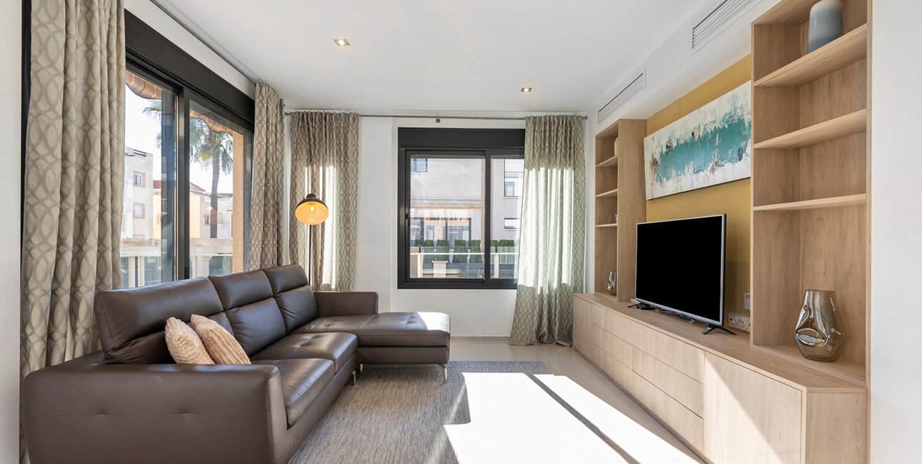 Rynek wtórny - Willa -
Orihuela Costa - La Zenia