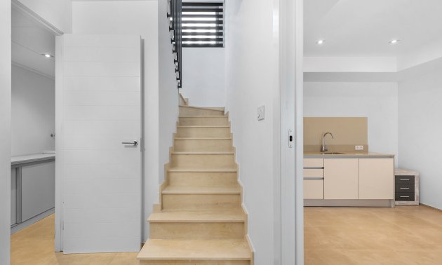 Rynek wtórny - Willa -
Orihuela Costa - La Zenia