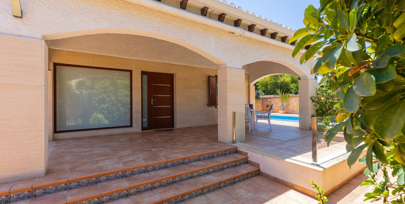Resale - Villa -
Orihuela Costa - Punta Prima