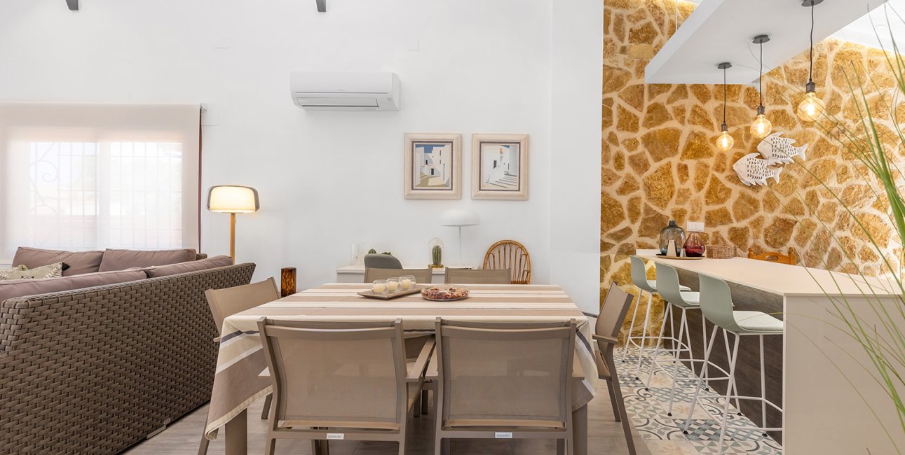 Resale - Villa -
Orihuela Costa - Punta Prima