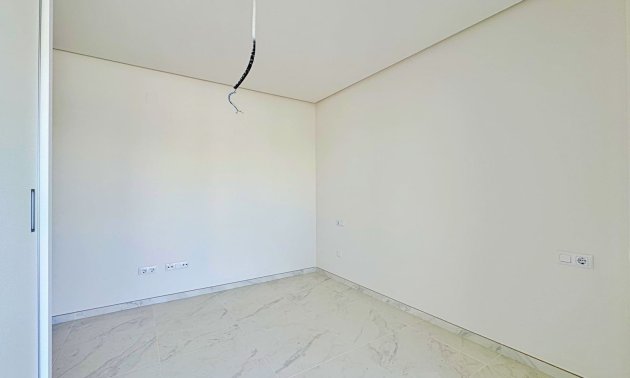 Resale - Apartment / flat -
Orihuela Costa - Villamartin