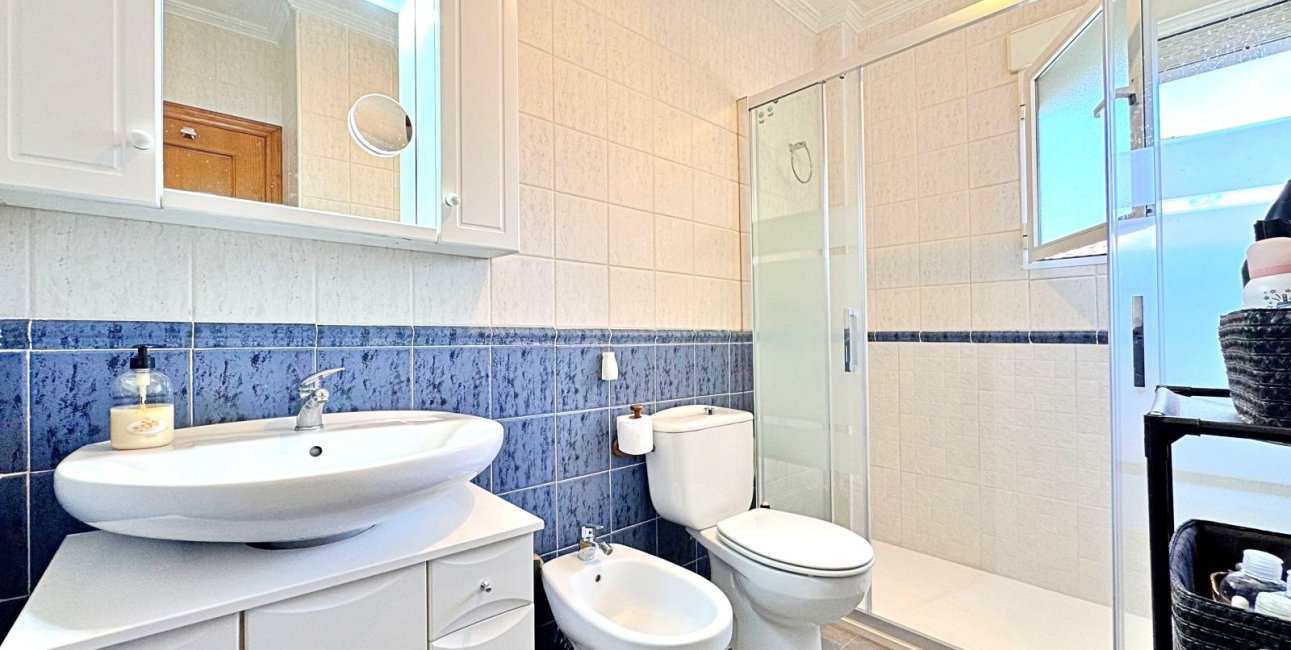 Rynek wtórny - Dom Szeregowy -
Orihuela Costa - Punta Prima