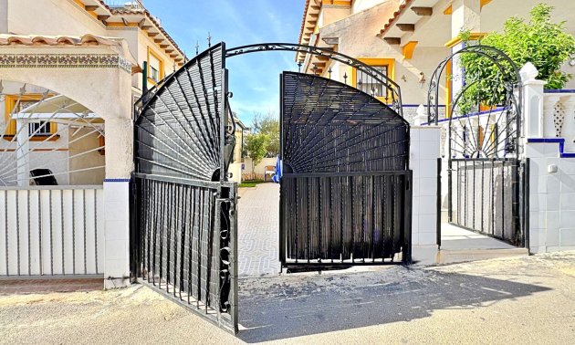 Rynek wtórny - Dom Szeregowy -
Orihuela Costa - Punta Prima