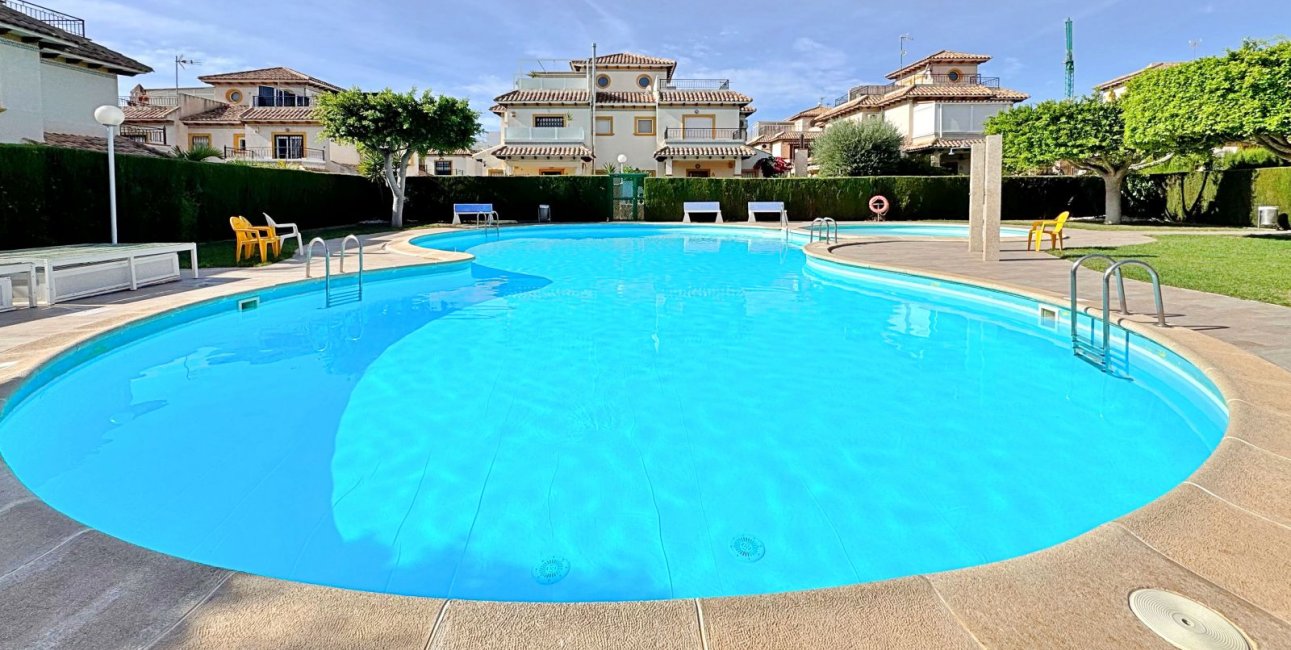 Rynek wtórny - Dom Szeregowy -
Orihuela Costa - Punta Prima