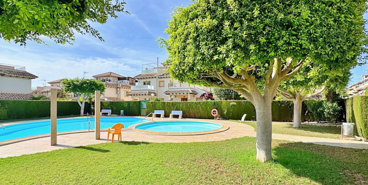 Rynek wtórny - Dom Szeregowy -
Orihuela Costa - Punta Prima