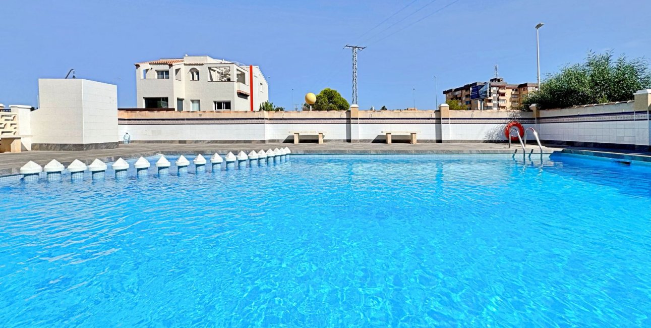 Resale - Apartment / flat -
Orihuela Costa - La Zenia