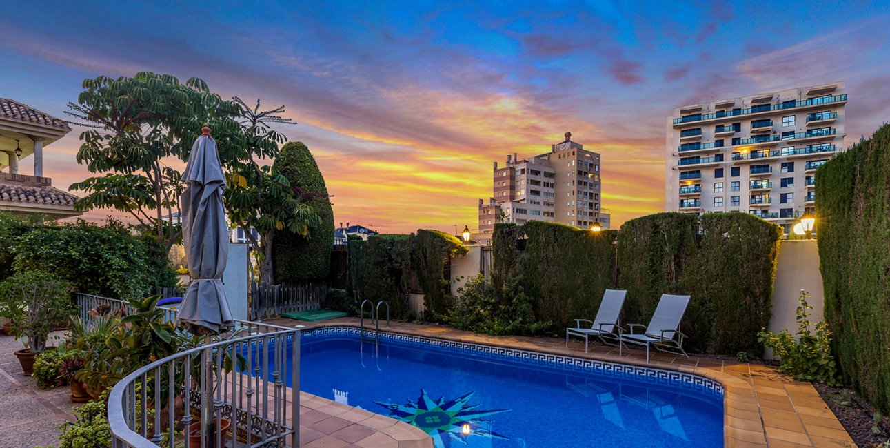 Resale - Villa -
Torrevieja - La Veleta