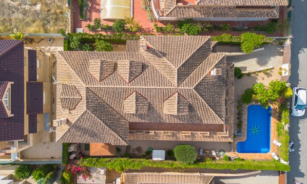 Resale - Villa -
Torrevieja - La Veleta